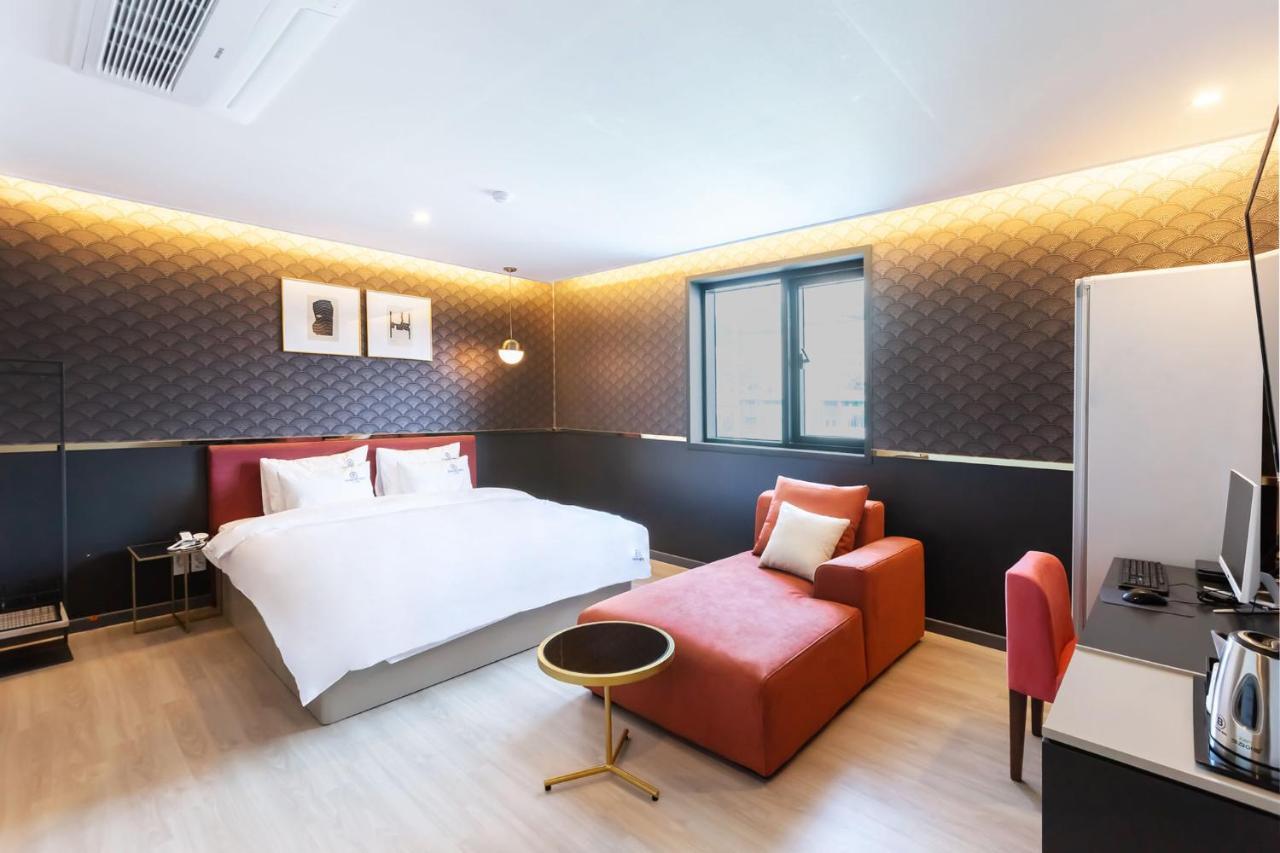 Browndot Hotel Sasang Renecite Busan Buitenkant foto
