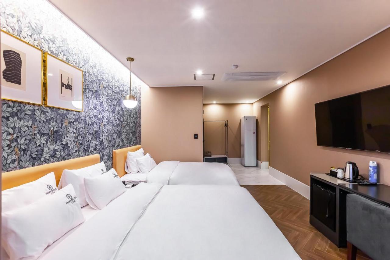 Browndot Hotel Sasang Renecite Busan Buitenkant foto